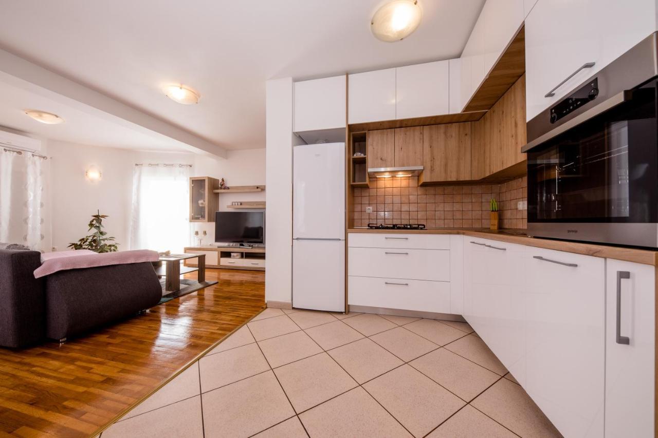 Zeljko Apartmani Lopar Ngoại thất bức ảnh