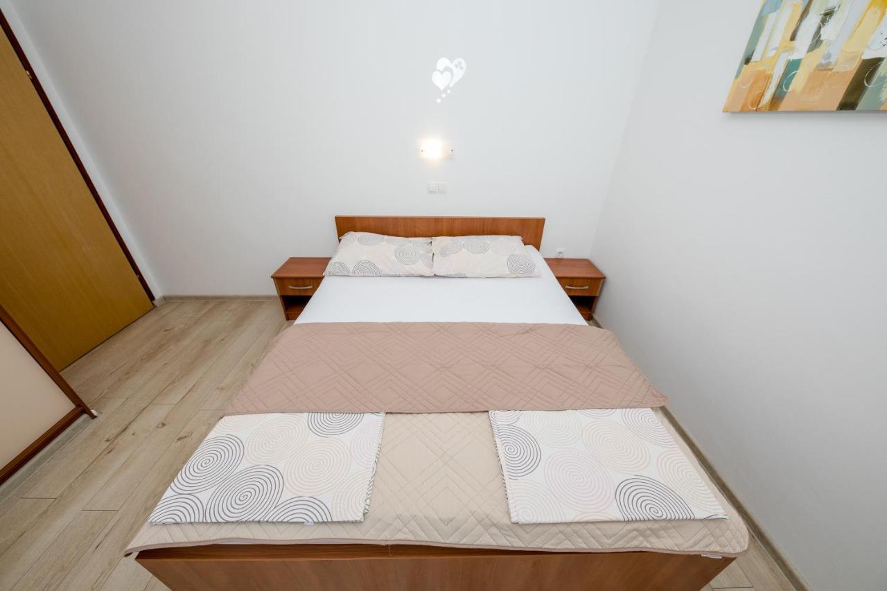 Zeljko Apartmani Lopar Ngoại thất bức ảnh