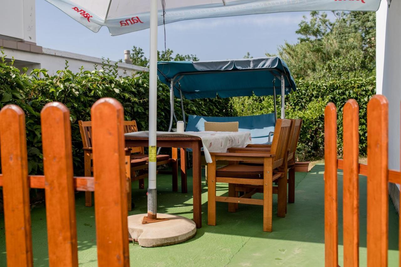 Zeljko Apartmani Lopar Ngoại thất bức ảnh